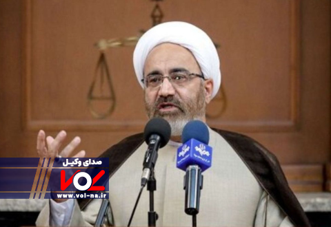 واگذار شدن اموری مانند تمدید و صدور پروانه وکالت به وزارت اقتصاد، مشکل‌ساز می‌شود