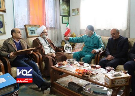 دیدار استاندار و نماینده ولی فقیه در گیلان با خانواده شهدا و ایثارگران