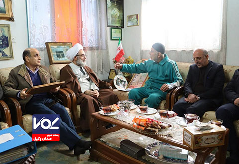 دیدار استاندار و نماینده ولی فقیه در گیلان با خانواده شهدا و ایثارگران